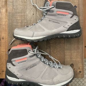 Columbia Women’s Hiking Boots - Size 7
